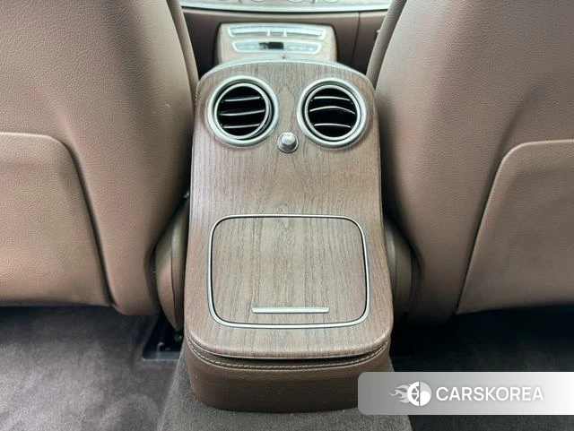 Mercedes-Benz E-class id 4256761 из Китая 9
