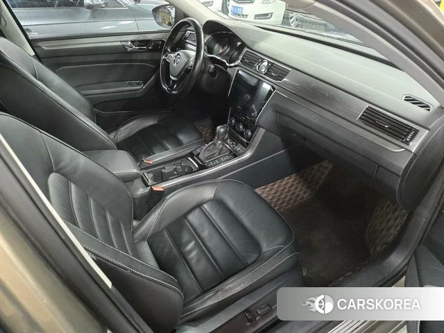 Volkswagen Passat id 4219227 из Китая 7