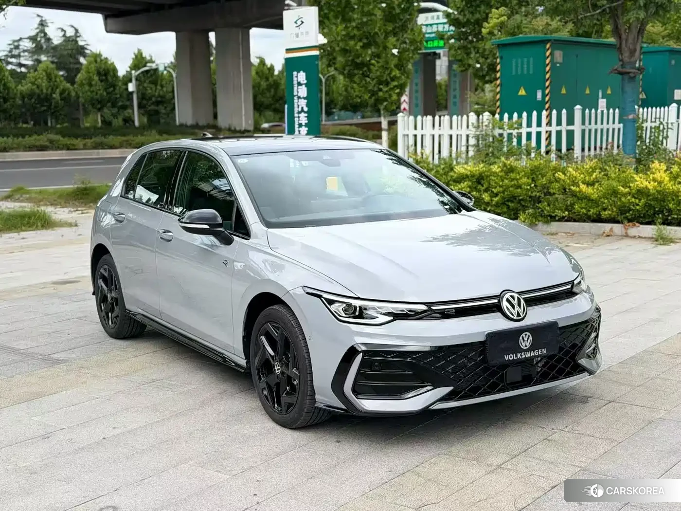 Volkswagen Golf 2026 Silver/gray из Китая, фото 2