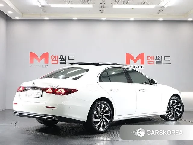 Mercedes-Benz E-Class W214 id 3476982 из Кореи 12