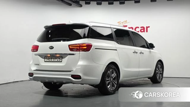 Kia The New Carnival id 4651882 из Кореи 12