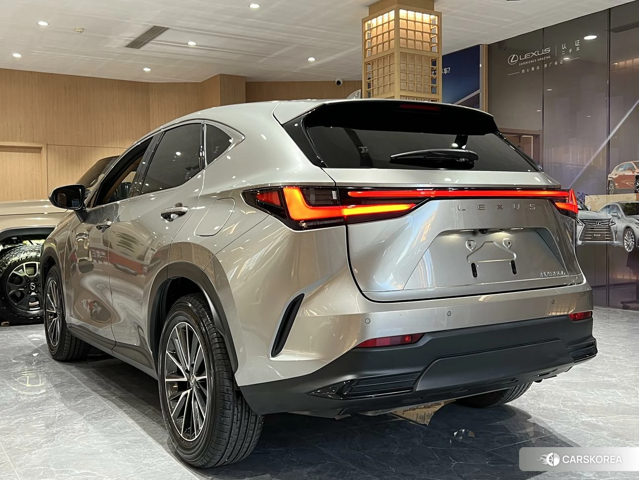 Lexus NX id 4440464 из Китая 8