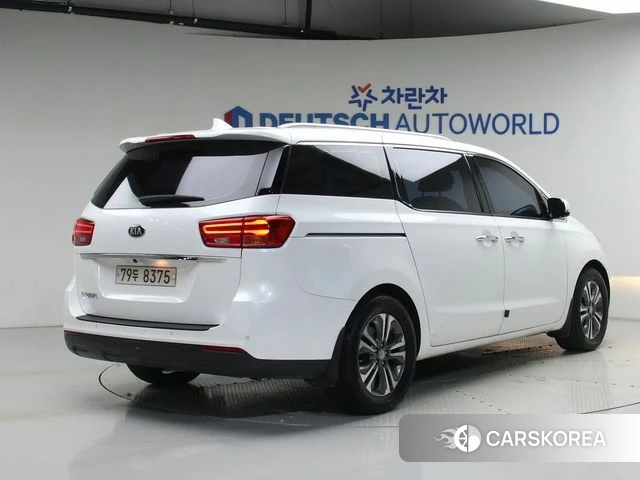 Kia The New Carnival id 4511687 из Кореи 12