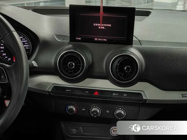 Audi Q2L id 4314471 из Китая 12