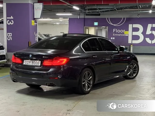 BMW 5 Series (G30) id 3703921 из Кореи 12