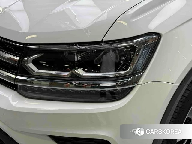 Volkswagen Tuyue id 4277110 из Китая 12