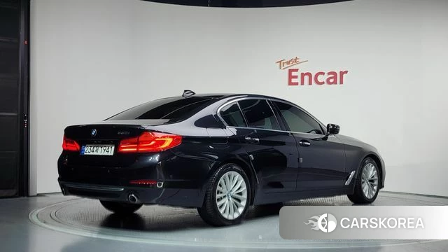 BMW 5 Series (G30) id 4620571 из Кореи 12