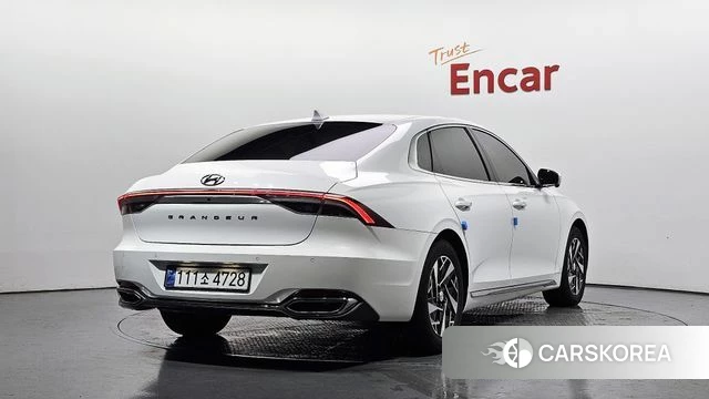 Hyundai The New Grandeur IG Hybrid id 4753830 из Кореи 12