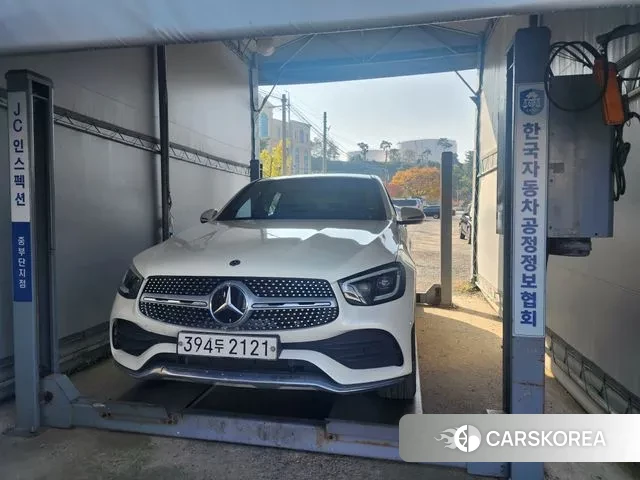 Mercedes-Benz GLC-Class X253 2020 Белый из Кореи, фото 2