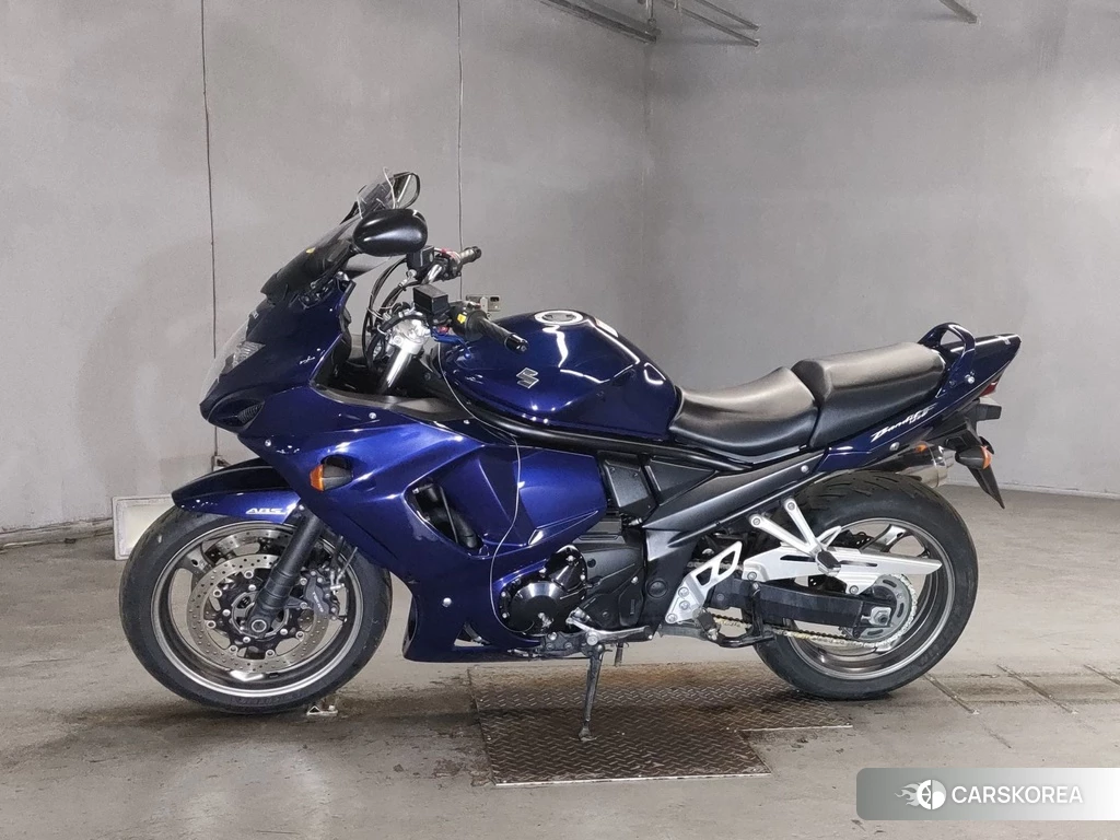 Проданный Suzuki BANDIT 1250F 2010 из Японии