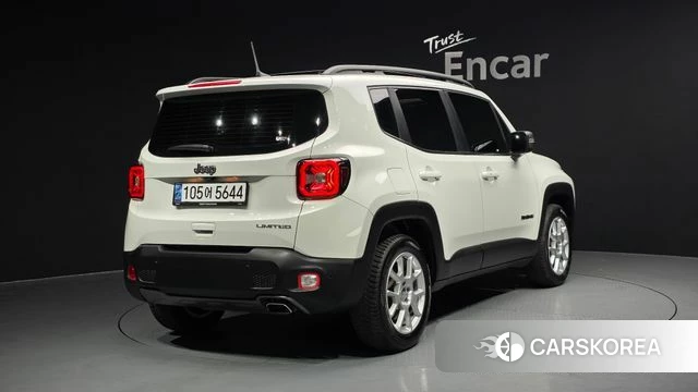 Jeep Renegade id 3935569 из Кореи 12