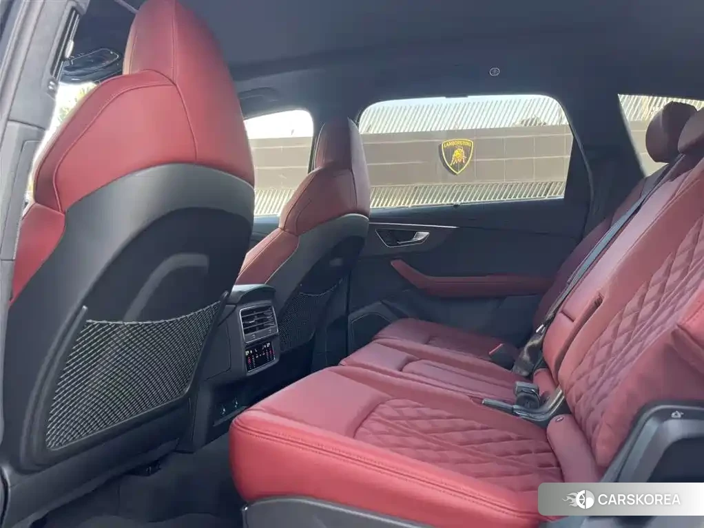 Audi SQ7 2026 Черный из Китая, фото 2