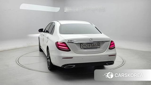 Mercedes-Benz E-Class W213 id 4203254 из Кореи 12