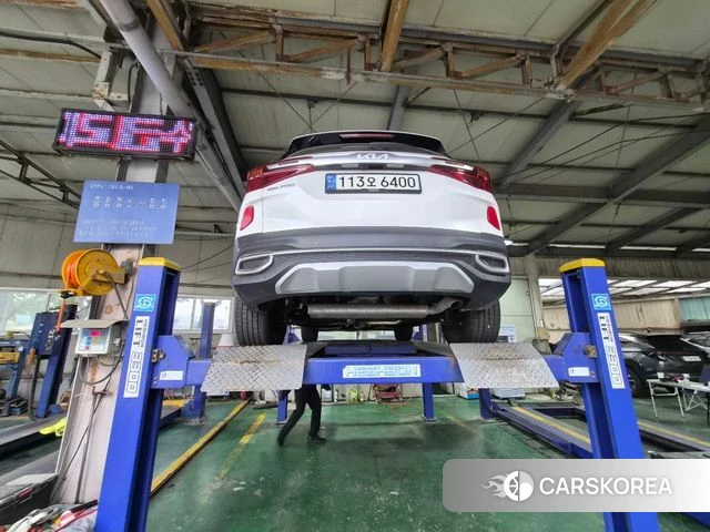 Kia Seltos 2022 Белый из Кореи, фото 2