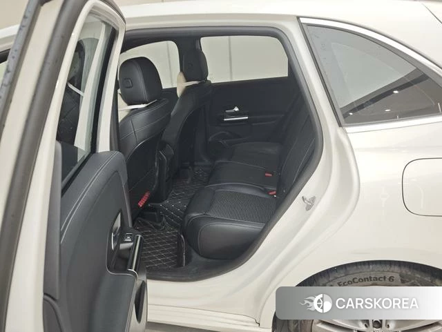 Mercedes-Benz Class B 2021 Белый из Китая, фото 2