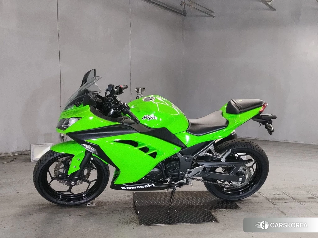 Проданный Kawasaki NINJA 250 2014 из Японии, фото 2