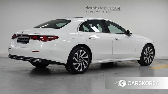 Mercedes-Benz E-Class W214 id 4229851 из Кореи 9