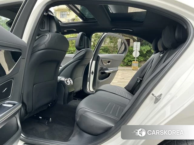 Mercedes-Benz Class C id 4335358 из Китая 8