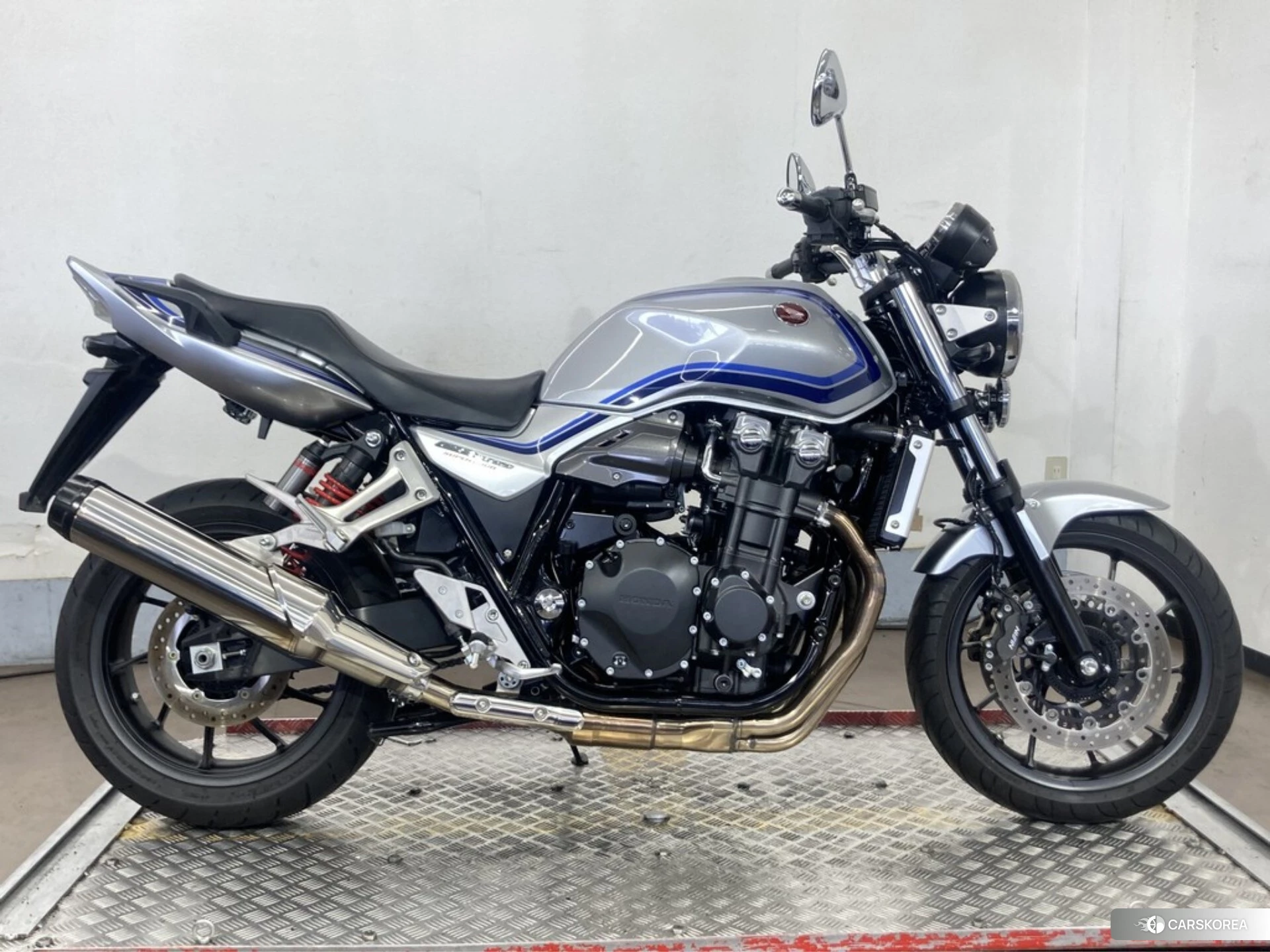 Проданный Honda CB1300SF ABS id 3950421 из Японии, фото 12