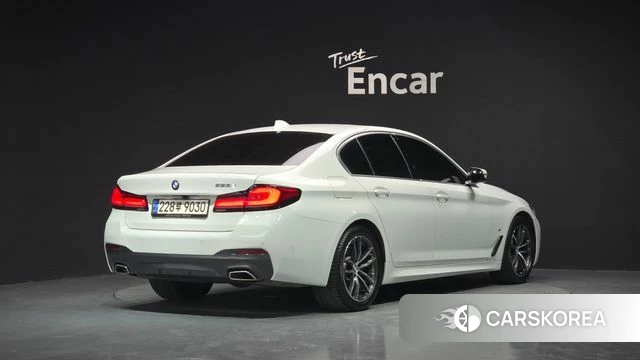 BMW 5 Series (G30) id 4396521 из Кореи 12