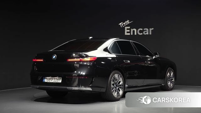 BMW 7 Series (G70) id 4792867 из Кореи 12