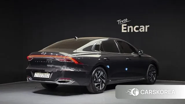 Hyundai The New Grandeur IG Hybrid id 3708374 из Кореи 12