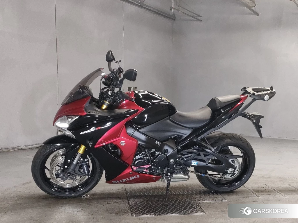 Проданный Suzuki GSX-S1000F 2017 из Японии, фото 2