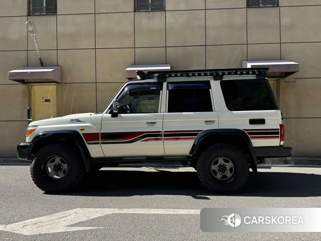 Toyota Land Cruiser (imported) 2024 Белый из Китая, фото 2