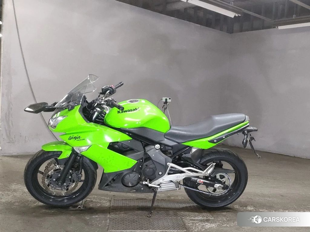 Проданный Kawasaki NINJA 400R 2010 из Японии