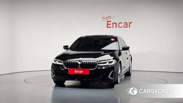 BMW 5 Series (G30) id 3269412 из Кореи 12