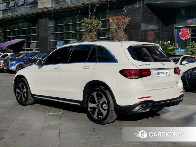 Mercedes-Benz GLC 2022 Белый из Китая, фото 2