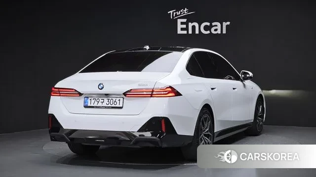 BMW 5 Series (G60) id 3554713 из Кореи 12