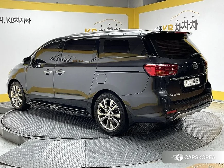 Kia The New Carnival id 2149642 из Кореи 12