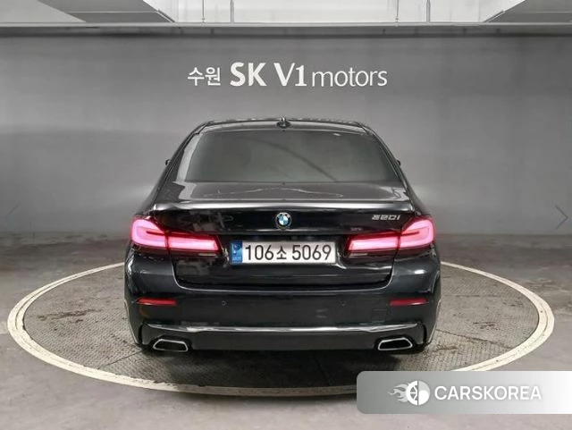 BMW 5 Series (G30) id 4573628 из Кореи 12