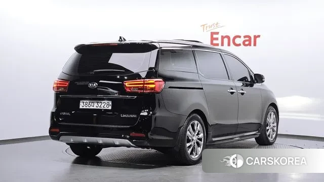 Kia The New Carnival id 3479631 из Кореи 12