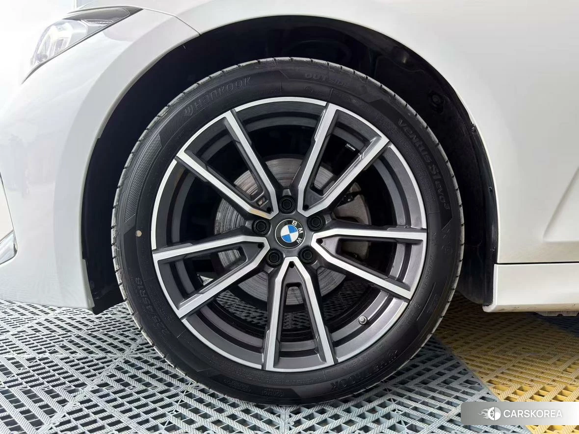 BMW 3 series id 4513663 из Китая 12