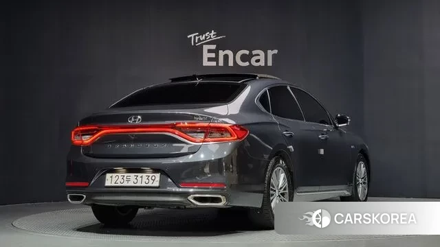 Hyundai Grandeur IG Hybrid id 3045500 из Кореи 12