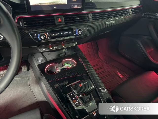 Audi A5 2021 Зеленый из Китая, фото 2