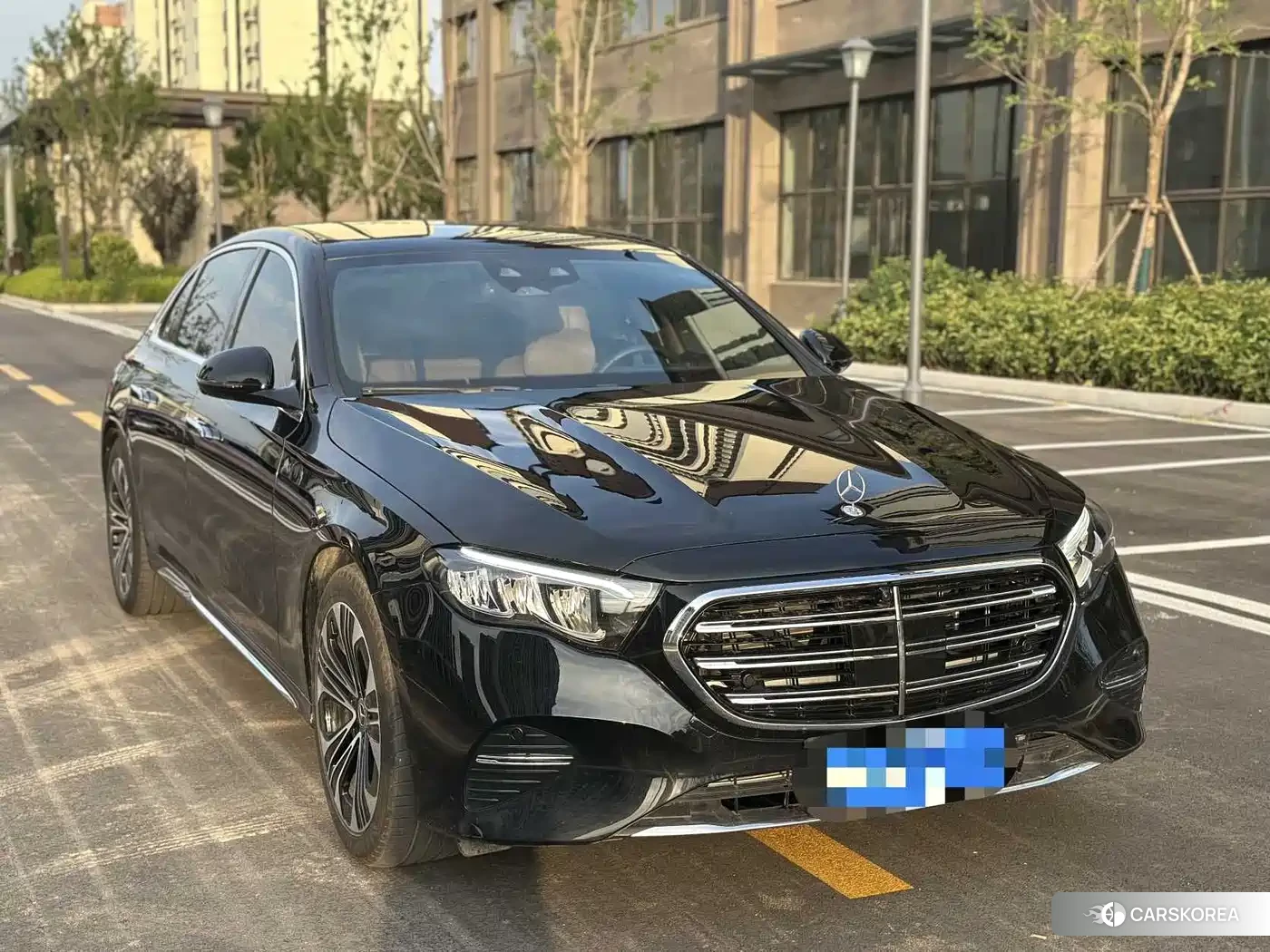 Mercedes-Benz E-Class 2024 Черный из Китая, фото 2