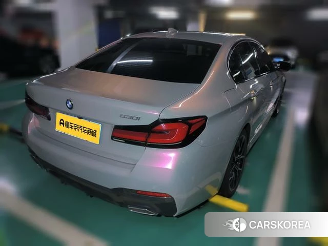 BMW 5 series (imported) 2022 Другой из Китая, фото 2