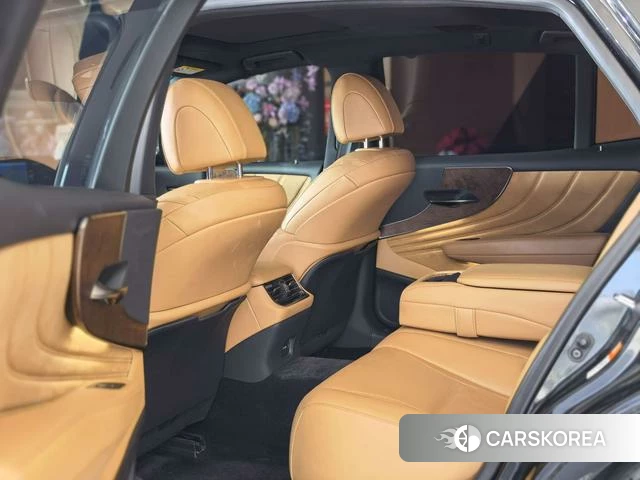 Lexus LS 2022 Черный из Китая, фото 4