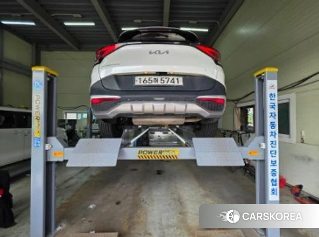 Kia Sportage 5th Generation 2021 Белый из Кореи, фото 2