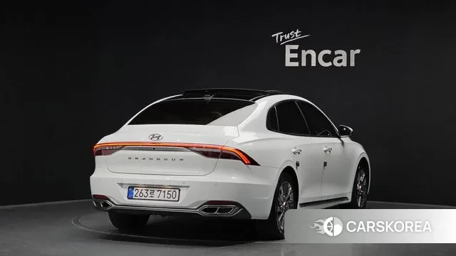 Hyundai The New Grandeur IG Hybrid id 3395403 из Кореи 12