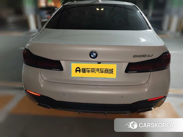 BMW 5 series 2021 Белый из Китая, фото 2