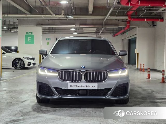 BMW 5 Series (G30) id 4546796 из Кореи 12