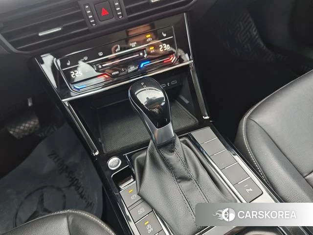 Volkswagen Passat id 4253017 из Китая 12