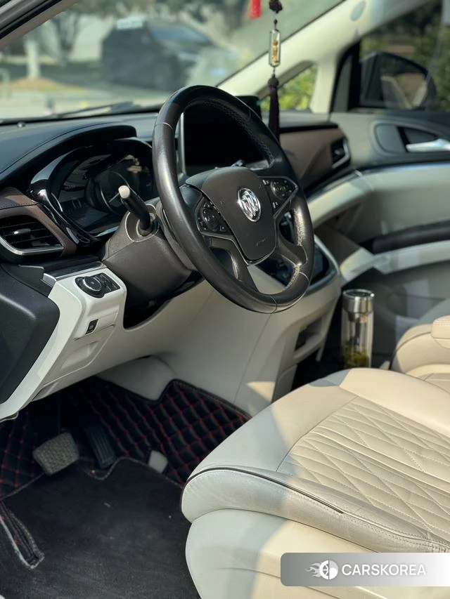 Buick GL8 2022 Темно-серый из Китая, фото 4