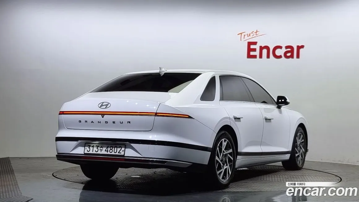 Hyundai Grandeur (GN7) id 1885967 из Кореи 12