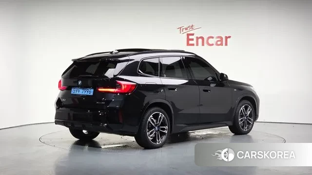 BMW iX1 (U11) id 2883813 из Кореи 12