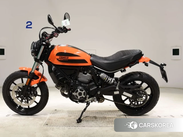 Проданный Ducati SCRAMBLER SIXTY2 2016 из Японии